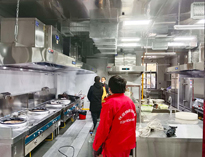 成都食堂厨房设备生产厂家告诉你厨房布局如何节能