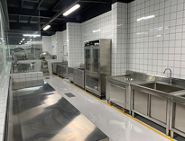 中餐厨房设备厂家告诉你厨房安全工作的内容以及注意重点